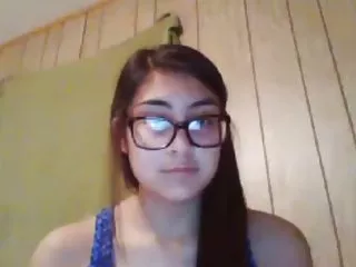 哥德 与 一个大 迪克 乱搞 他的妻子 和她的 女朋友