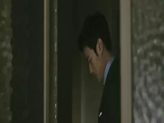 马瑟乱搞美丽的金发女郎